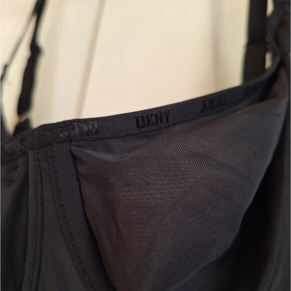 🎁DYNK Table Top Micro Unlined Black Demi Bra Size 38D - Picture 5 of 10